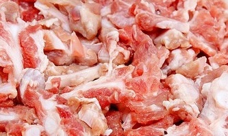Rib cartilage is said to be a good food for bones and joints. Photo: Kieu Vu