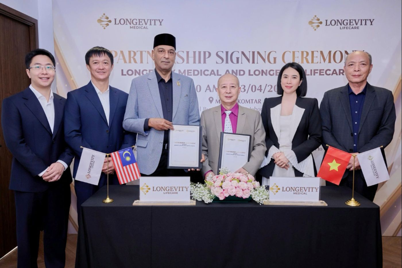 Lễ ký kết hợp tác giữa Longevity LifeCare (Malaysia) và Longevity Medical (Việt Nam) đã chính thức diễn ra tại Malaysia. Ảnh: Như Nguyễn 