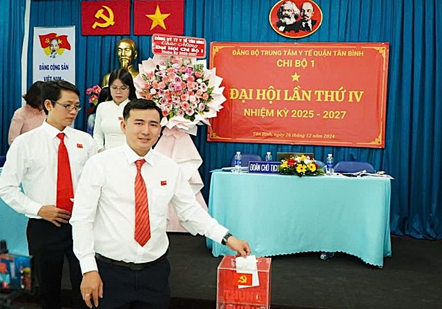 Regulation No. 20-QD/TW on the implementation of the Party Charter states the pilot implementation of directly affiliated party cell congresses every 5 years, starting from the 2025 - 2030 party cell term. Photo: VGP