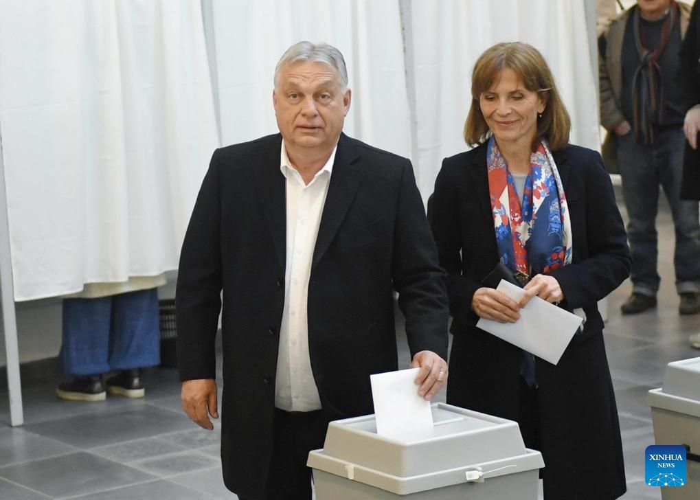 Hungarian Prime Minister Viktor Orban and his wife vote in Budapest on April 12, 2026. Photo: Xinhua