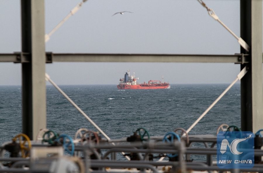 Iran vẫn xuất khẩu dầu. Ảnh: Xinhua