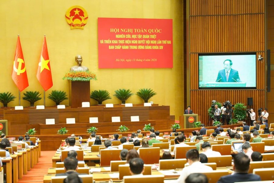 Toàn cảnh Hội nghị sáng 13.4. Ảnh: Media Quốc hội