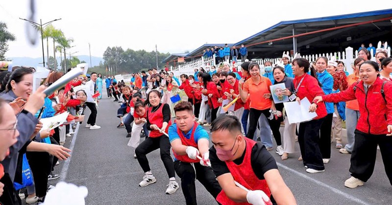 Công đoàn Lào Cai "thắp lửa" đời sống văn hóa cho công nhân