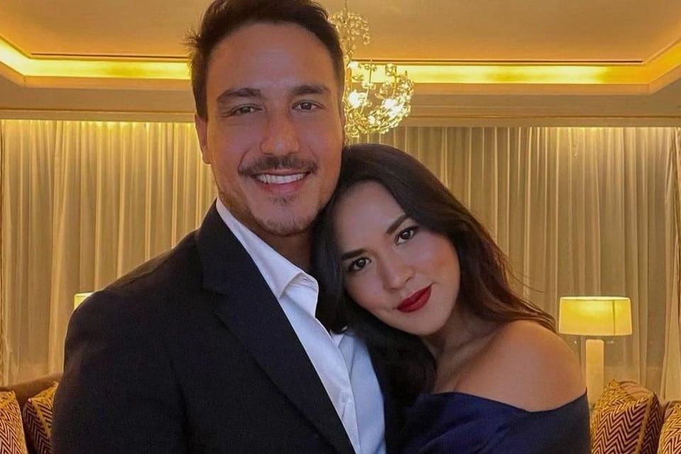 Vụ ly hôn giữa ca sĩ Raisa Andriana và diễn viên Hamish Daud gây chấn động dư luận Indonesia năm 2025. Ảnh IGNV