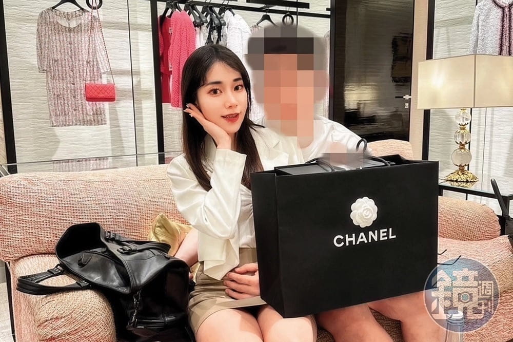 Bức ảnh chụp chung của nữ KOL với chồng người khác. Ảnh IGNV