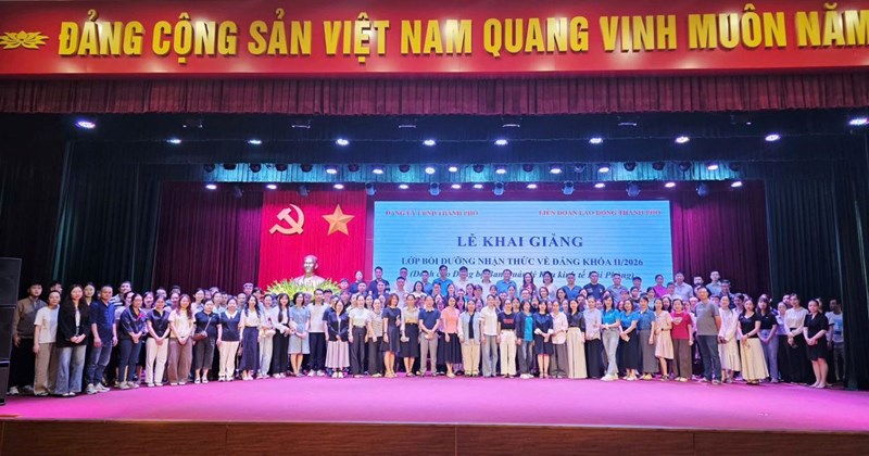 610 cán bộ công đoàn Hải Phòng bồi dưỡng nhận thức về Đảng tháng 4/2026