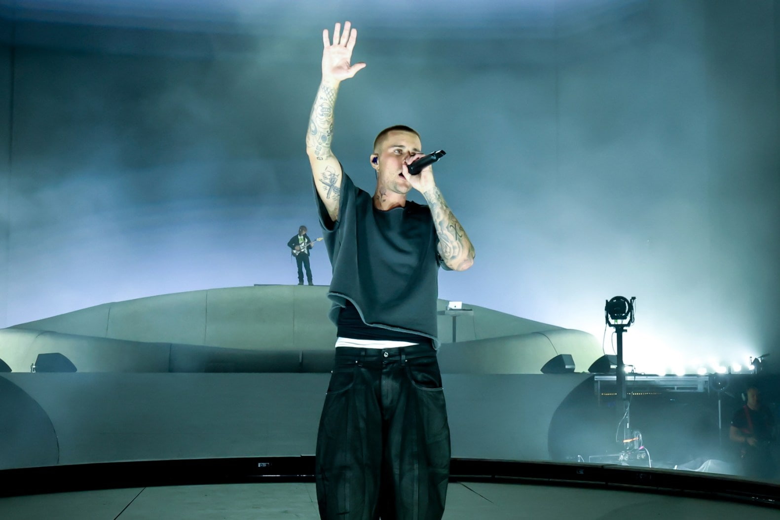 Justin Bieber biểu diễn tại Coachella 2026. Ảnh cắt từ video