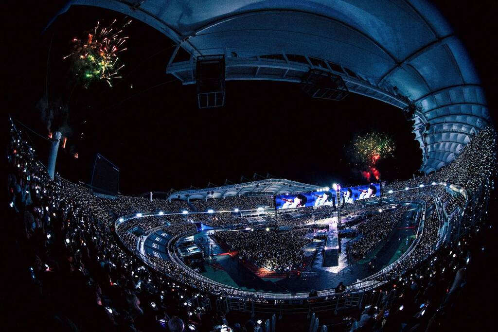 BTS mở màn chuyến lưu diễn “Arirang” tại sân vận động Goyang Hàn Quốc. Ảnh: Lotte