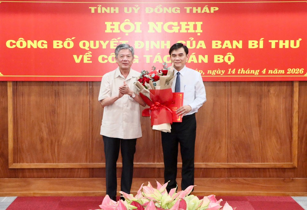 Dong Thap Provincial Party Committee announces the Secretariat's decision on personnel work. Photo: dongthap. gov. vn