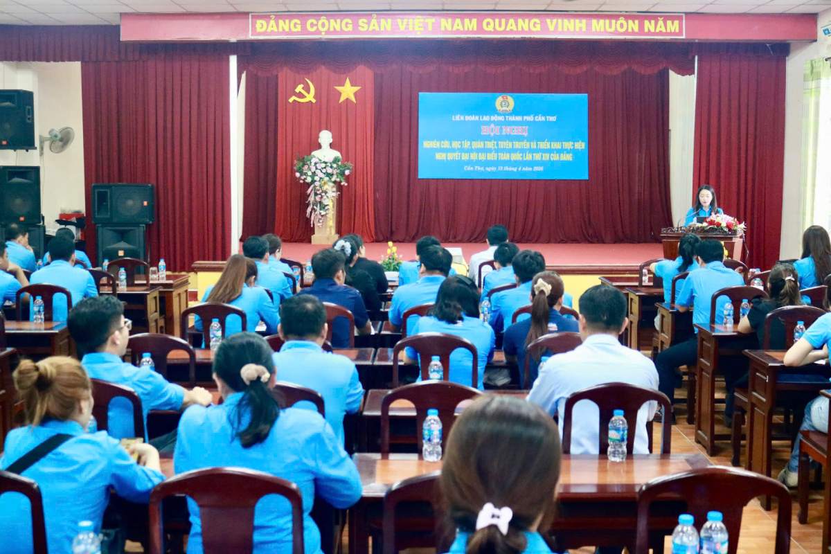 会議の全景。写真:フオン・ニャ