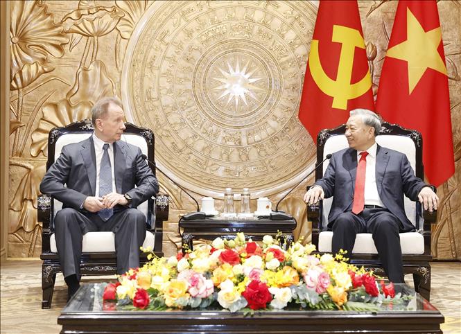 General Secretary and President To Lam highly appreciated the extremely positive and substantive cooperation results between the Russian Federation National Guard Agency and Vietnamese functional agencies. Photo: VNA