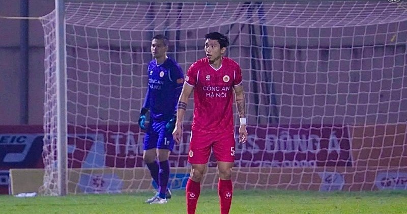 V.League: Đoàn Văn Hậu vắng mặt ở vòng 19