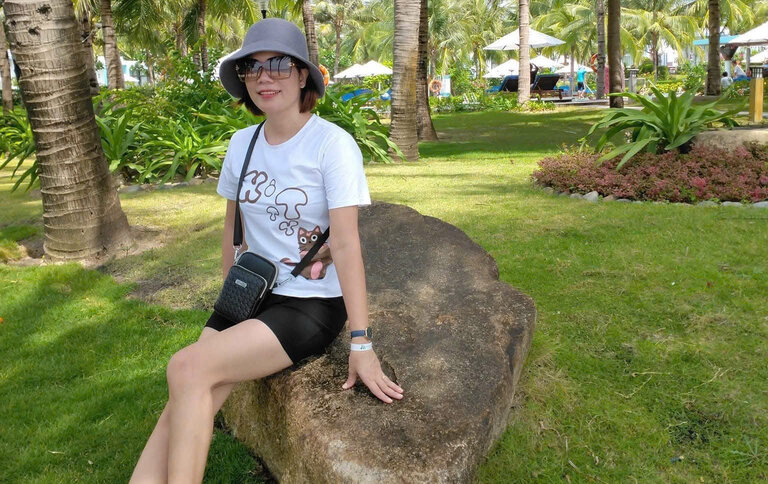 Preparing clothes and health will be the secrets for women to have a complete summer beach trip. Photo: Hien Tran