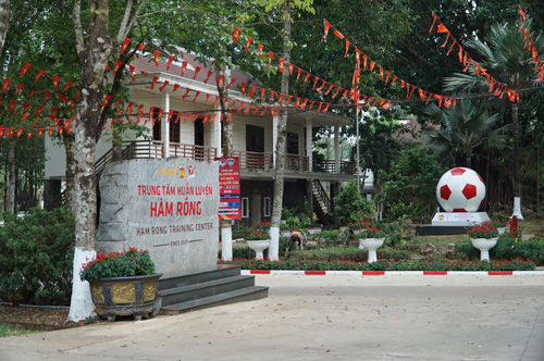 Qua bóng đá, du khách sẽ biết nhiều về mảnh đất và con người Gia Lai. Ảnh: Thanh Tuấn 