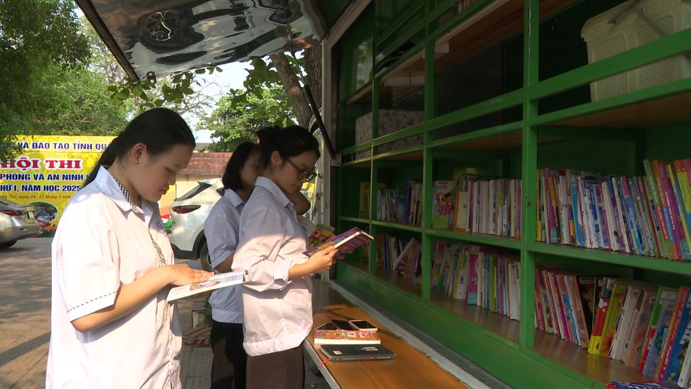 The Department of Culture, Sports and Tourism of Quang Tri province organized the opening ceremony of Vietnam Book and Reading Culture Day 2026, and launched the "Reading Culture Ambassador" contest. Photo: Thanh Trung