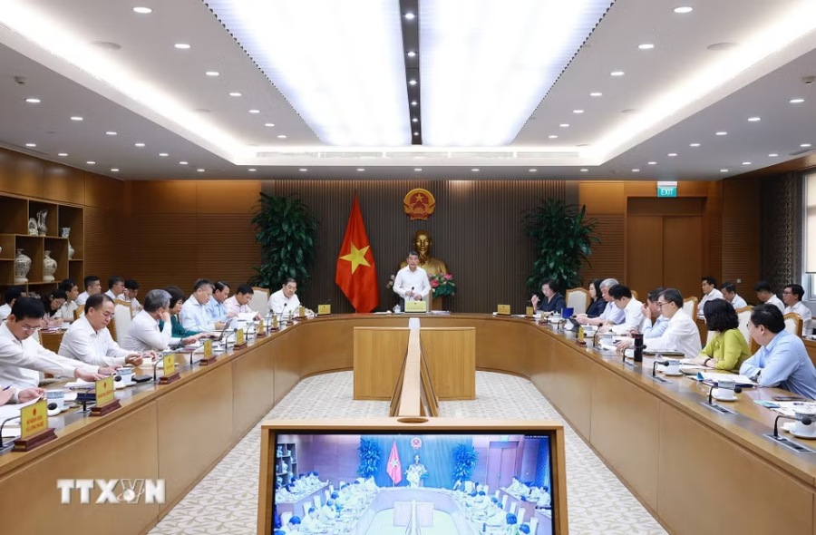 Thường trực Chính phủ họp về dự án Bệnh viện Việt Đức và Bạch Mai cơ sở 2. Ảnh: TTXVN