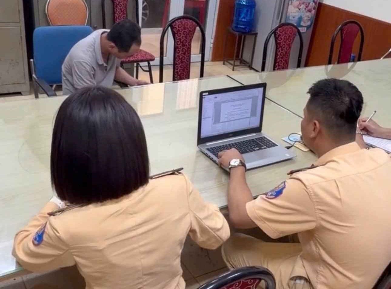 Driver T.V. D at the police station. Photo: Cao Bang Police