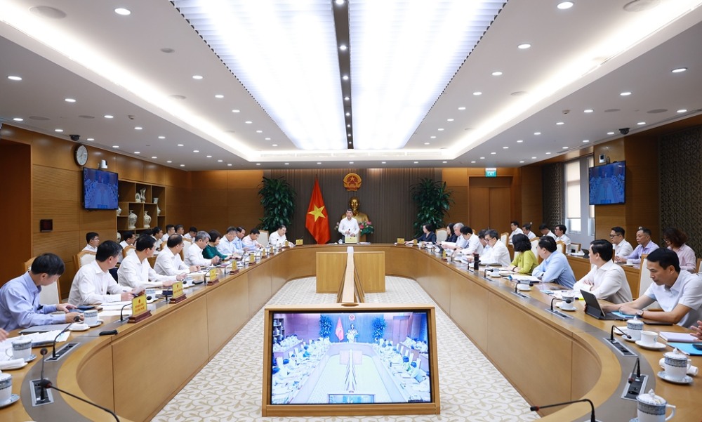 Thủ tướng Chính phủ Lê Minh Hưng chủ trì cuộc làm việc với Bộ Y tế về tình hình triển khai các nhiệm vụ được giao của Bộ Y tế. Ảnh: VGP