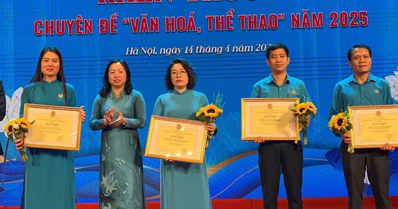Khẳng định vai trò của nữ công nhân, viên chức, người lao động