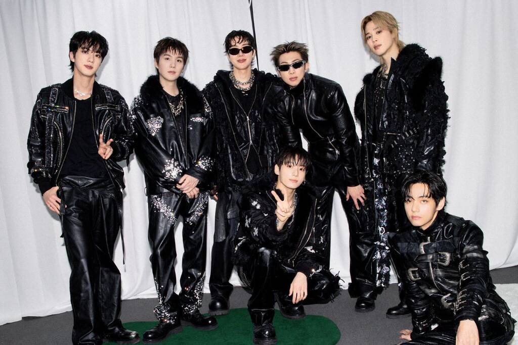 BTS vừa tái xuất với album “Arirang” và khởi động chuyến lưu diễn toàn cầu. Ảnh: Lotte