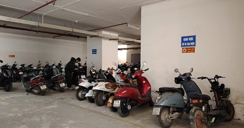 Cần sớm chuẩn hóa trạm sạc xe điện tại chung cư