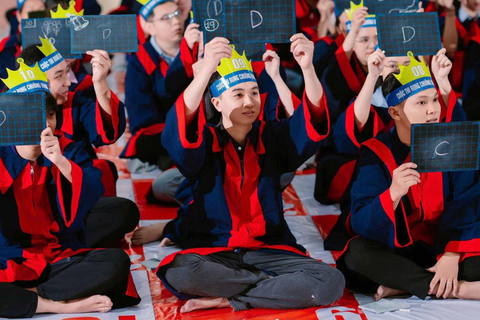 Workers and laborers in the factory compete in "Golden Bell Ringing". Photo: Grassroots Trade Union provided