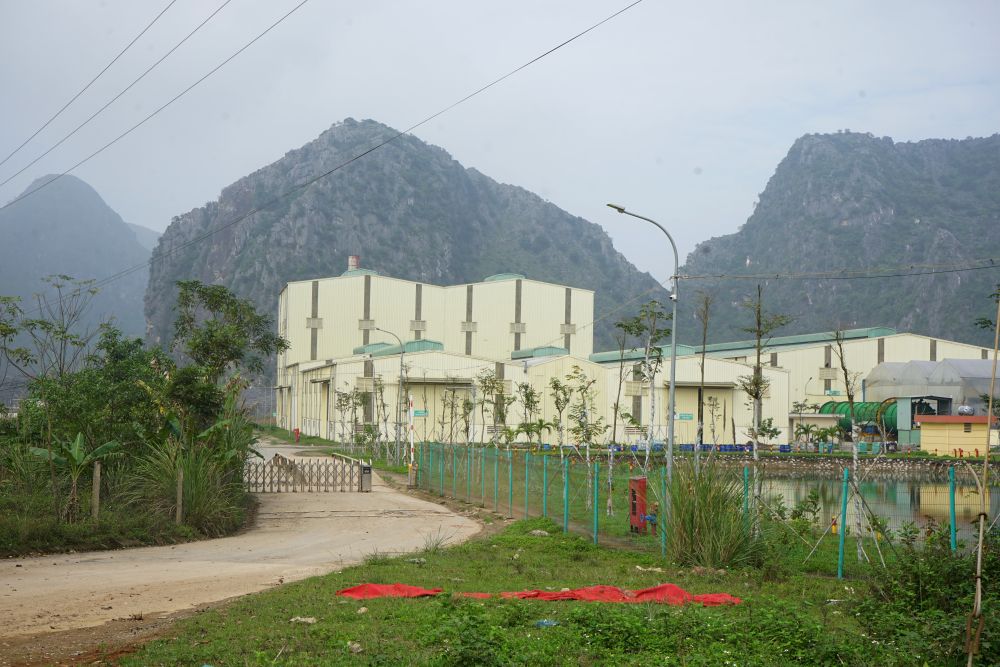 Nhà máy xử lý rác thải Đông Nam tiếp nhận rác trở lại sau thời gian dài gián đoạn. Ảnh: Quách Du