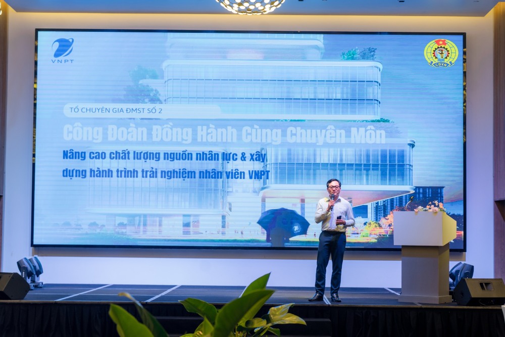 VNPT Trade Union improves the quality of trade union officials, increasing the value of caring for workers. Photo: VNPT Trade Union