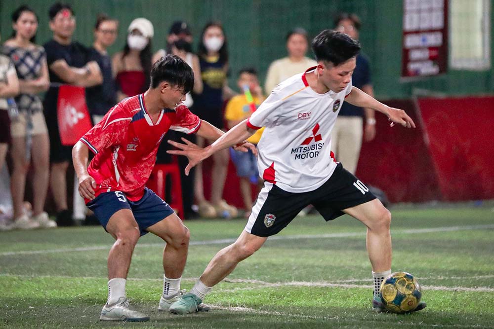 El torneo de fútbol automotriz de Dak Lak se convierte en un punto de encuentro deportivo para la comunidad automotriz. Foto: TN Football