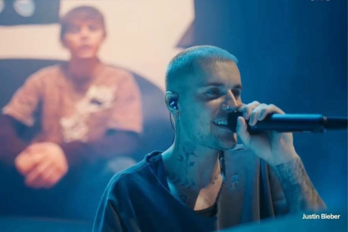 Justin Bieber performs at Coachella 2026. Photo: cut from video