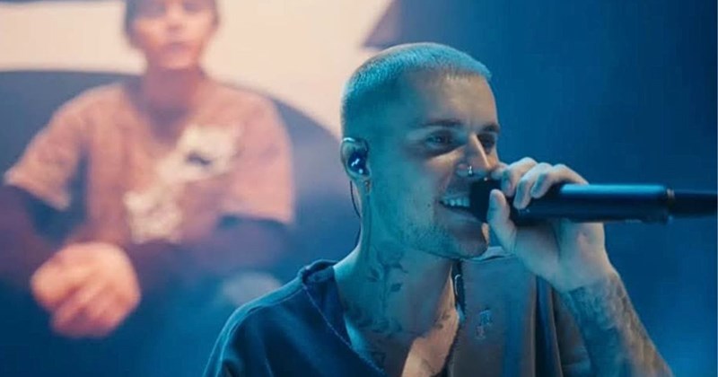Justin Bieber nhận 10 triệu USD cho buổi diễn gây tranh cãi