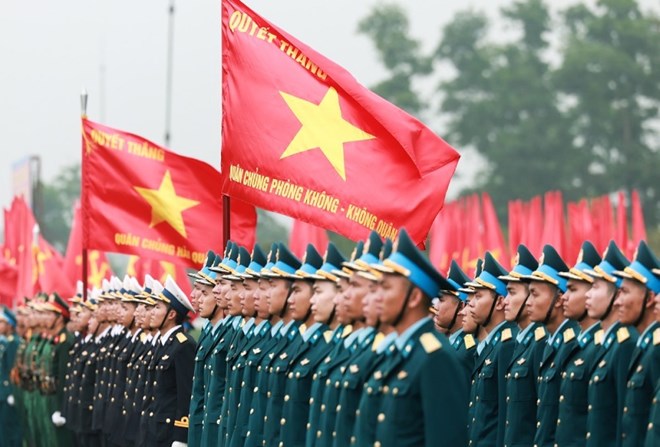 Bộ Quốc phòng đề xuất Trung ương điều chỉnh bảng lương lực lượng vũ trang