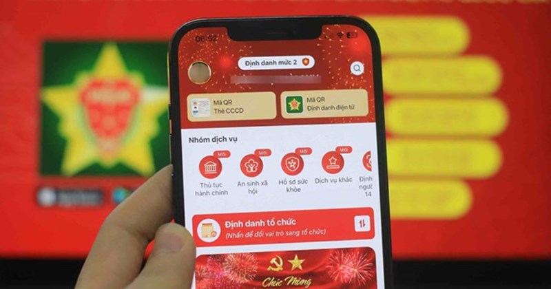 Làm sao để biết tài khoản mạng xã hội đã được xác minh?