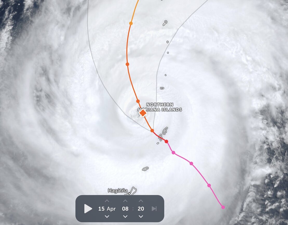 Super typhoon Sinlaku. Photo: Zoom Earth