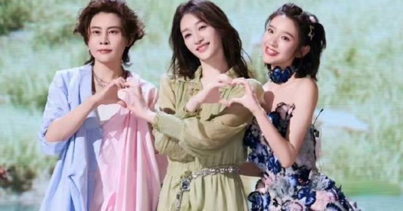 Màn trình diễn của Lý Tiểu Nhiễm bị chê thảm họa, như "nghệ thuật tiểu học