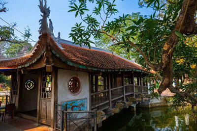 Tiled bridge of Binh Vong scholarly village. Photo: Nguyen Van Son
