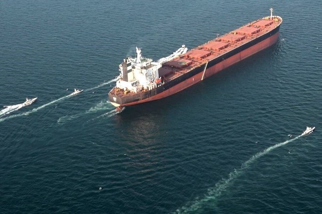 Hàn Quốc cung cấp dữ liệu 26 tàu liên quan cho Iran để tìm lối thoát tại Hormuz