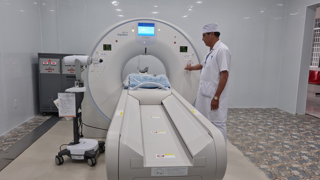 Trang thiết bị y tế đủ điều kiện để khám sàn lọc cho người dân. Ảnh: Nhật Hồ.