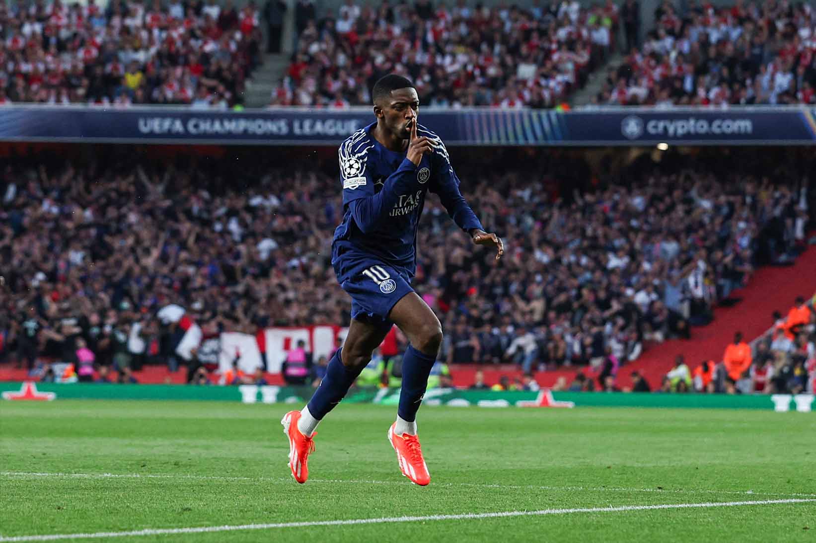 Ousmane Dembele đã tỏa sáng đúng lúc. Ảnh: AFP