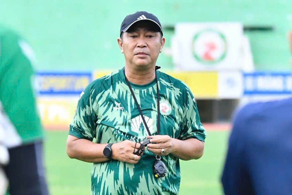 El entrenador Tran Minh Chien se convierte en candidato para dirigir el club Da Nang. Foto: Club Quy Nhon United