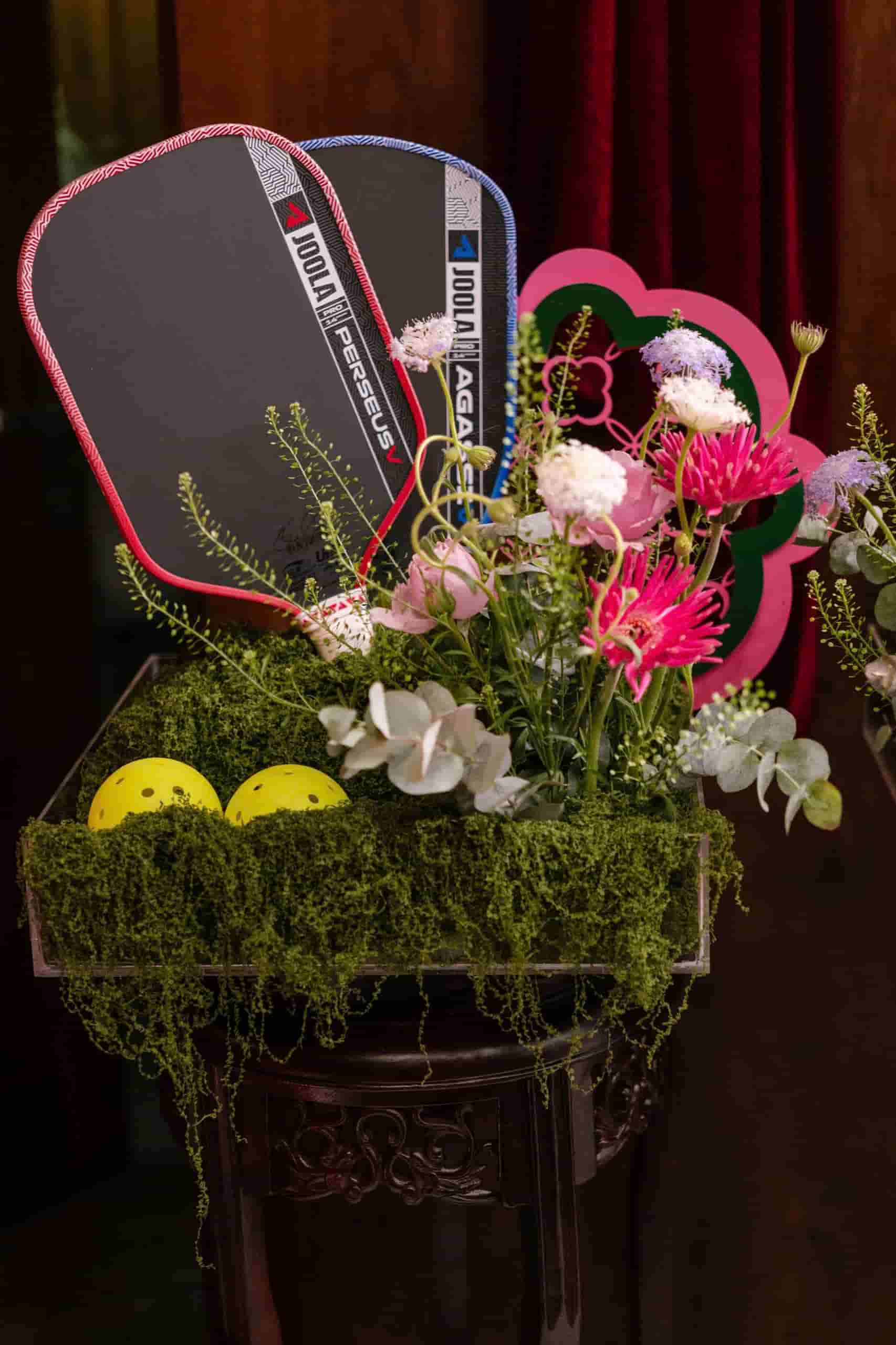 Cận cảnh mâm tráp rước dâu độc đáo của cặp đôi. Ảnh: NVCC