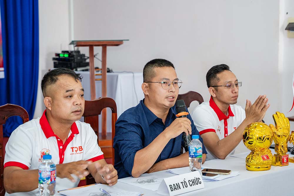 Ông Nguyễn Chí Tuyên - Trưởng Ban tổ chức giải. Ảnh: HLC