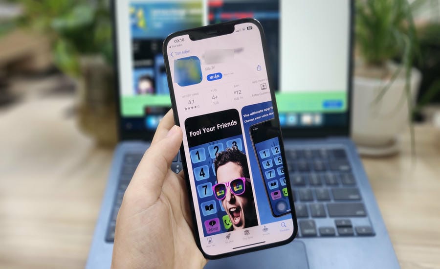 発信者の電話番号を偽装したアプリ。写真:ホアイ・アイン