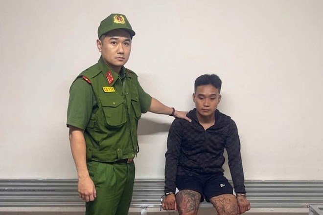 Dùng dao đâm tử vong chồng cũ của chị gái