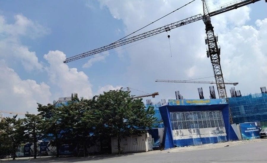 Increased construction materials affect project progress. Photo: Xuyen Dong