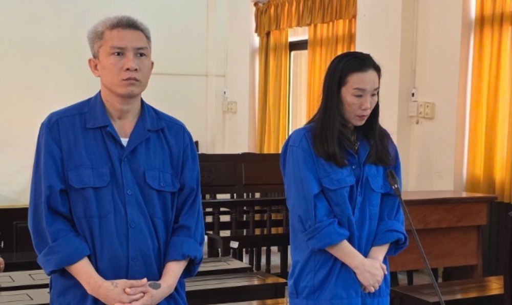 Trần Hữu Lộc và Phạm Huyền Trân lĩnh tổng cộng 38 năm tù về tội “Mua bán trái phép chất ma túy”. Ảnh: Văn Vũ