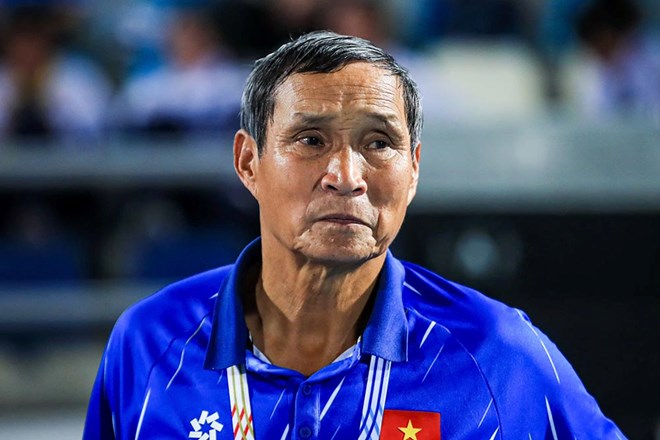 Coach Mai Duc Chung requests to withdraw from the position of "captain" of the Vietnamese women's national team after the 2026 Women's Asian Cup in March. Photo: Minh Dan