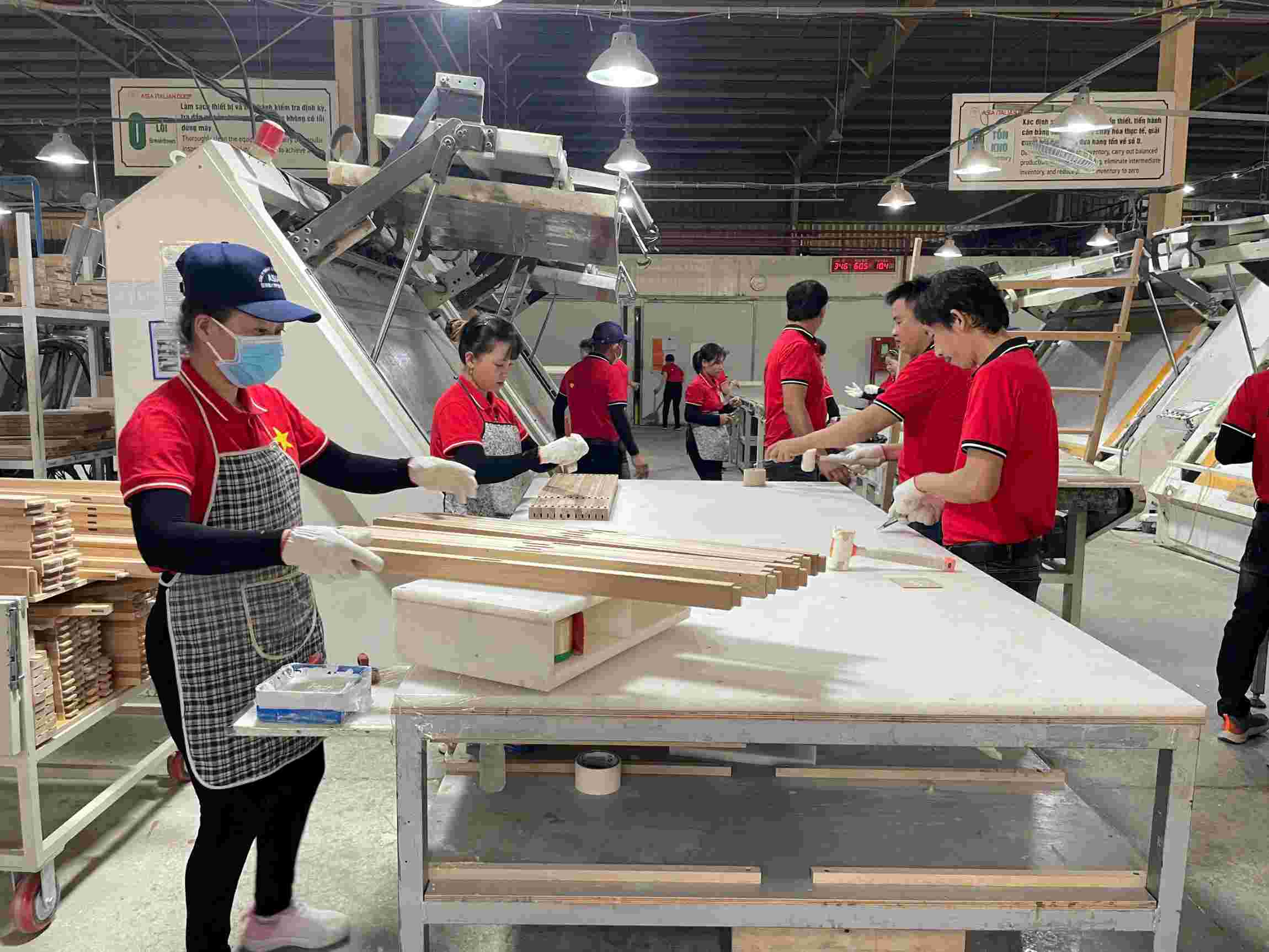 Để đạt mục tiêu tăng trưởng 10% năm 2026, cần duy trì động lực truyền thống và thúc đẩy các động lực tăng trưởng mới. Ảnh: Đình Trọng