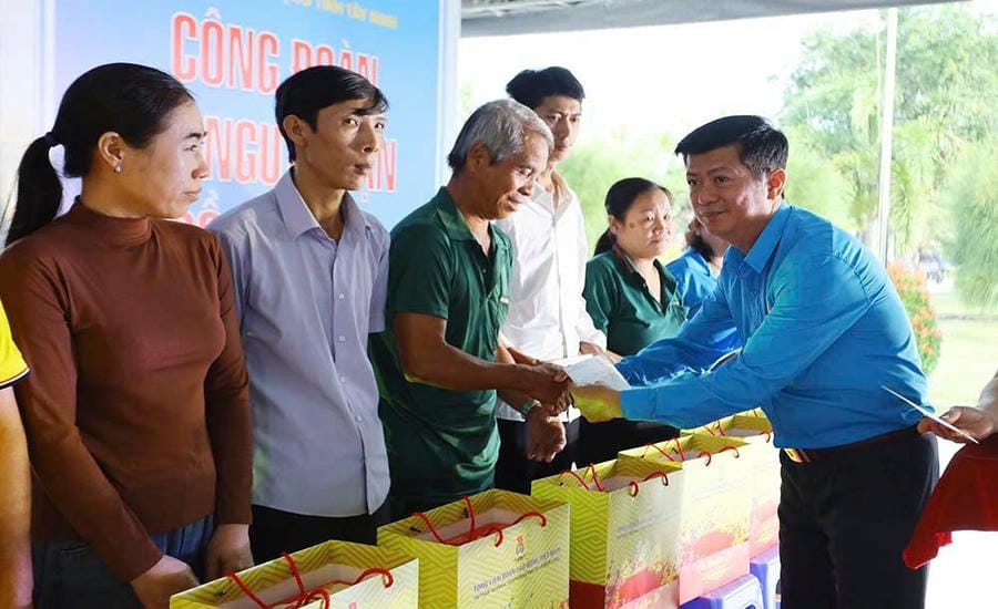 Tay Ninh implements many activities in Workers' Month 2026 to focus on workers. Photo: Thanh Vu