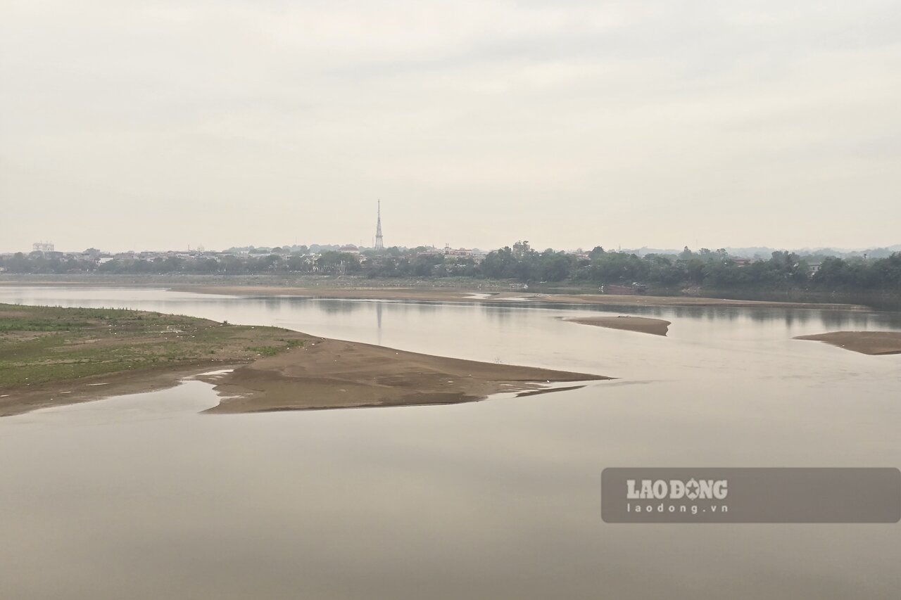 Sông Thao tại khu vực trạm Phú Thọ. Ảnh: Tô Công